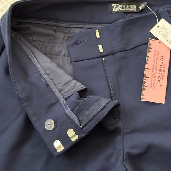 *NEW NY&Co Women’s Signature Fit Straight Leg Navy Trousers (Size 8) - Picture 6 of 10